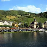 Garni Haus Weiskopf 招待所 3*