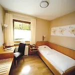 Garni Haus Weiskopf 招待所 3*